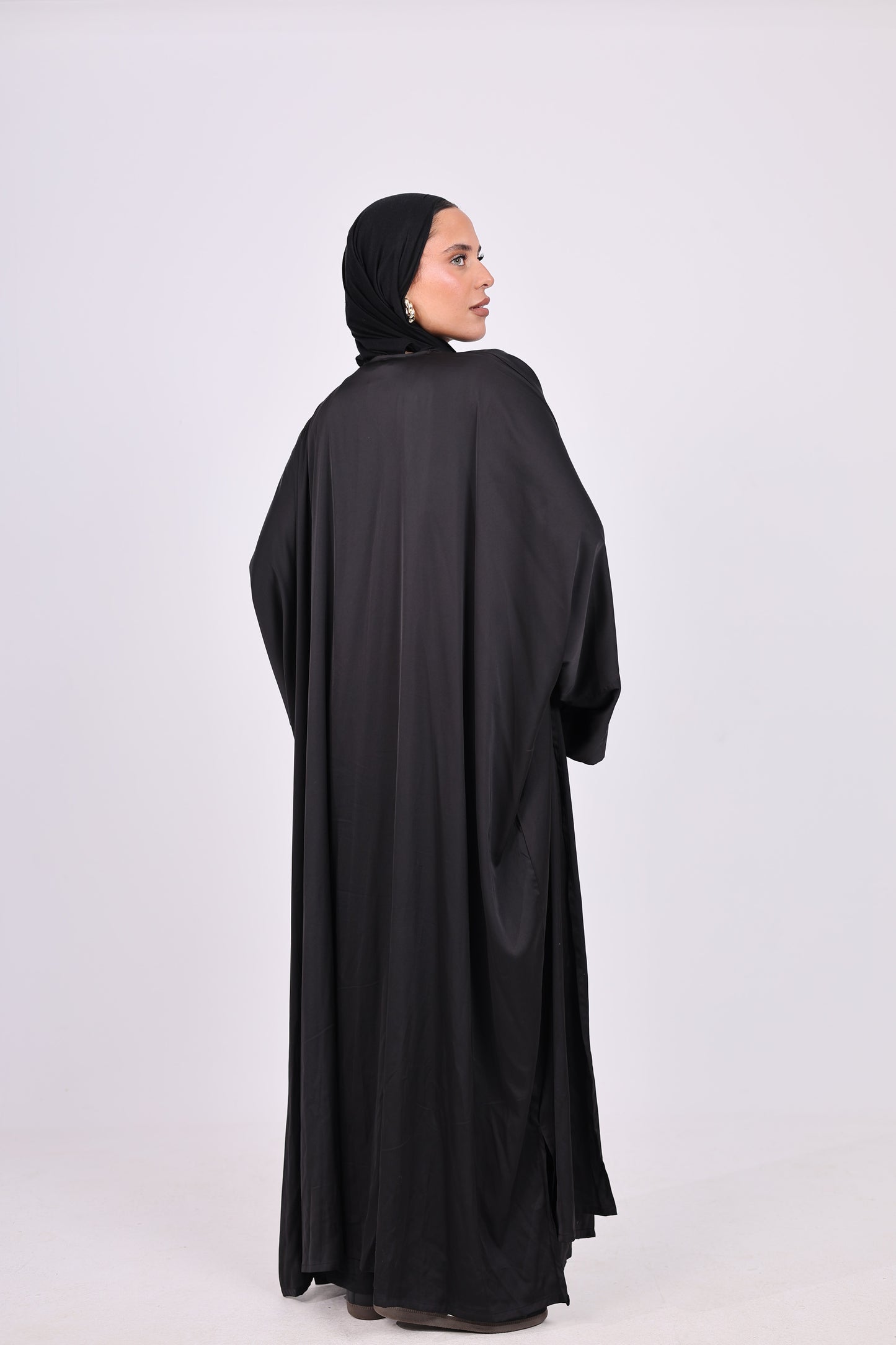 Basic Silk Black Abaya