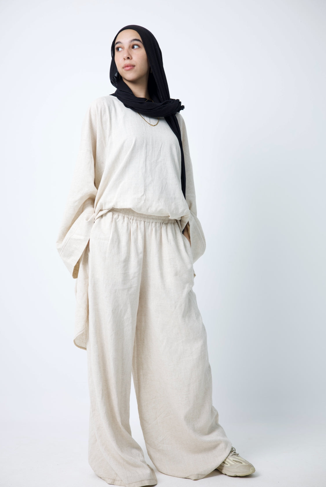 Round Linen Top
