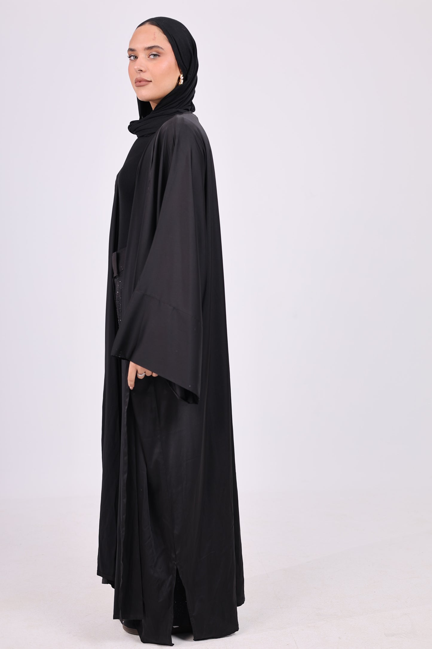 Basic Silk Black Abaya