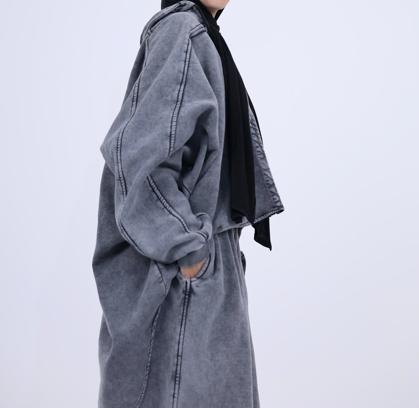 Modest set