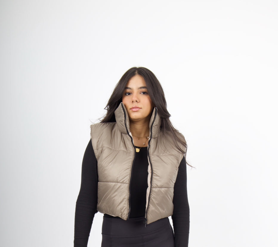 Extra Puffer Vest in Champagne