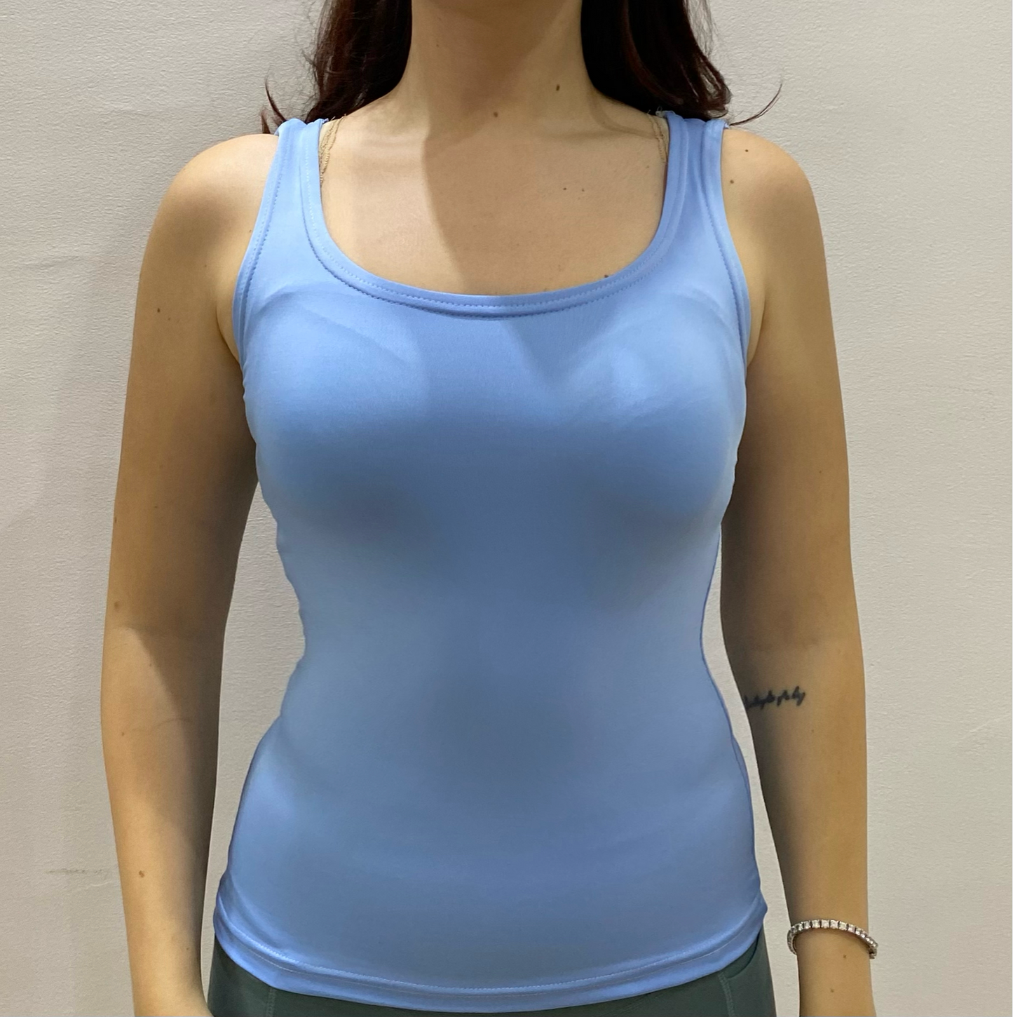 Open Round Neck Sculpt Top